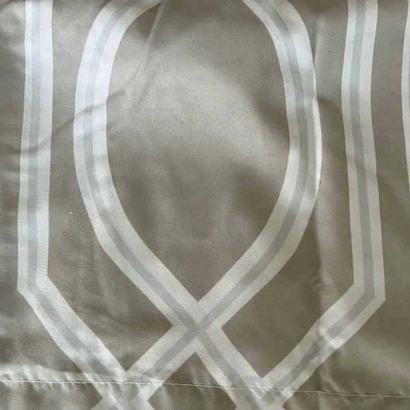 Max Studio pillow shams - Picture 4 of 4